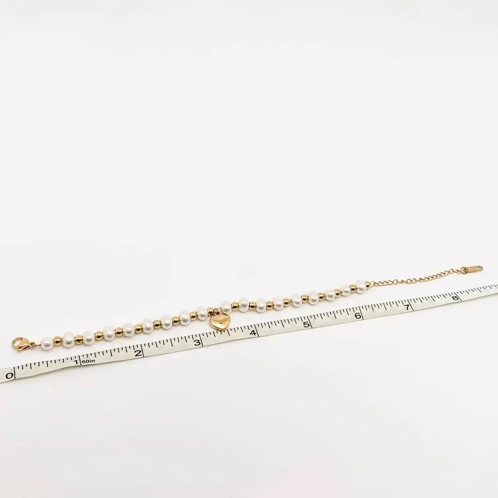Elegant Gold and Pearl  Stainless Steel Heart Pendant Pearl Beaded Bracelet